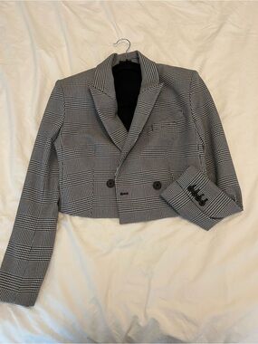 Cropped Black & White Plaid Blazer Jacket
